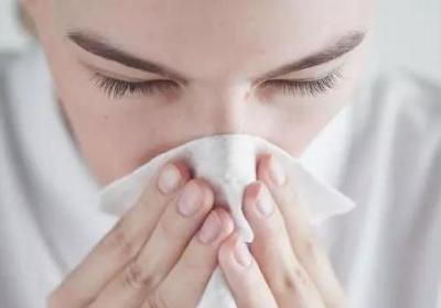 季节性过敏性鼻炎（季节性过敏性鼻炎是什么原因造成的）