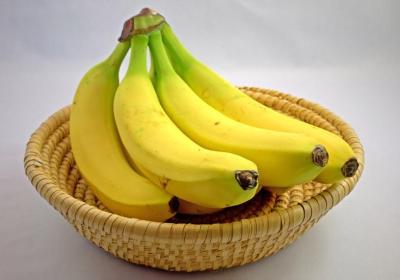 香蕉减肥法一天瘦三斤（香蕉减肥法一周瘦10斤）