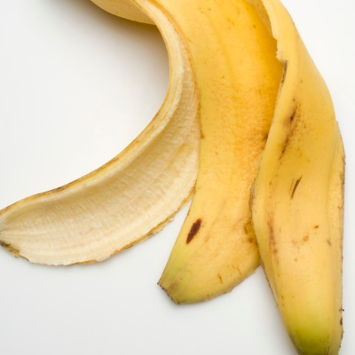 香蕉皮擦脸（香蕉皮擦脸祛斑的正确方法）,香蕉皮擦脸（香蕉皮擦脸祛斑的正确方法）,第1张